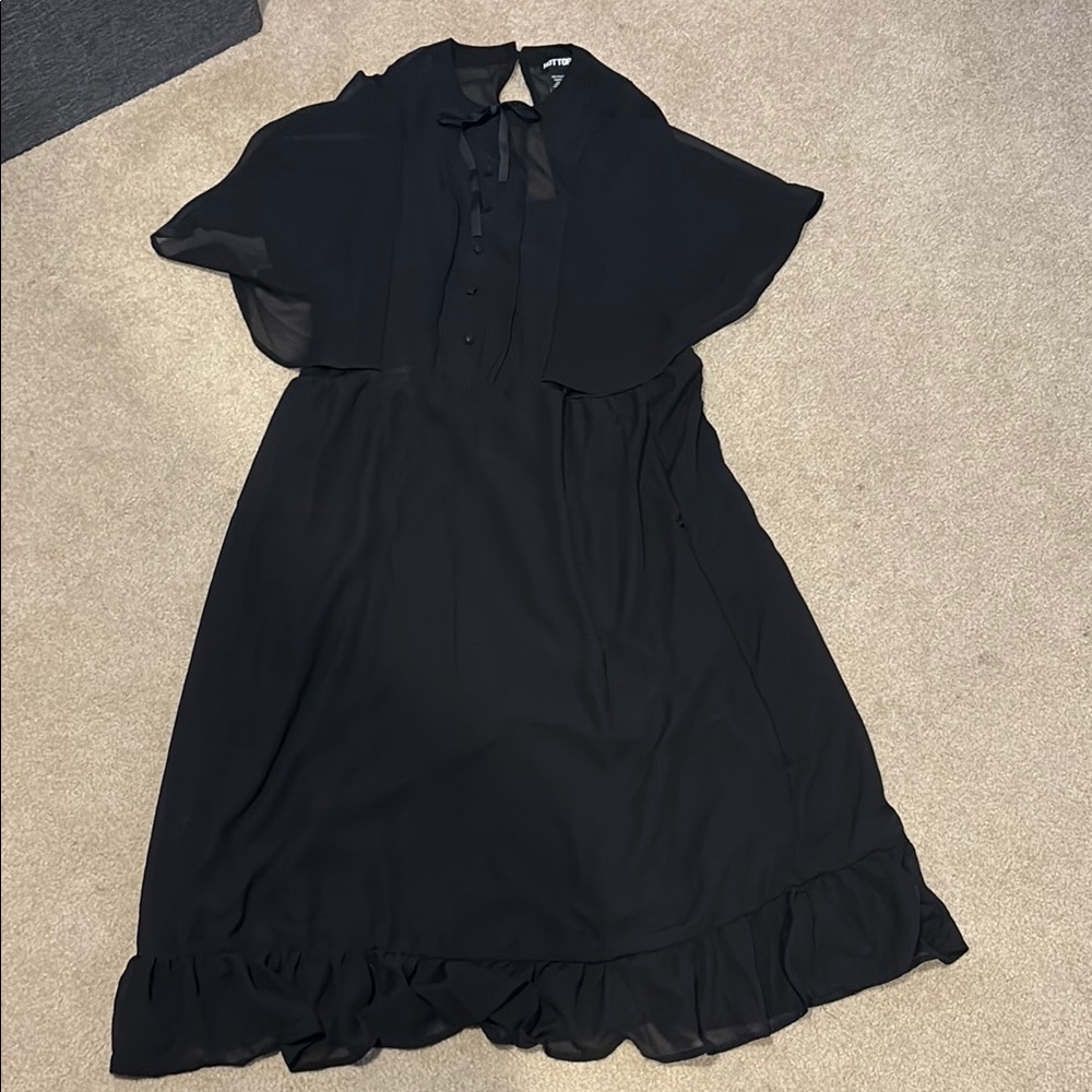 NEW LISTING ✨ Black Chiffon Maxi Dress